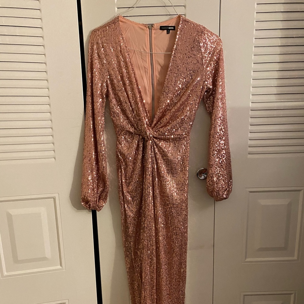Long sleeve pink sequins dress